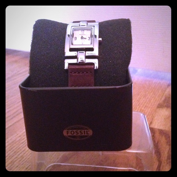 WMNS fossil watch
