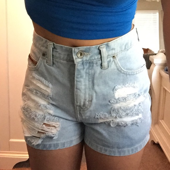 High waisted Jean shorts !
