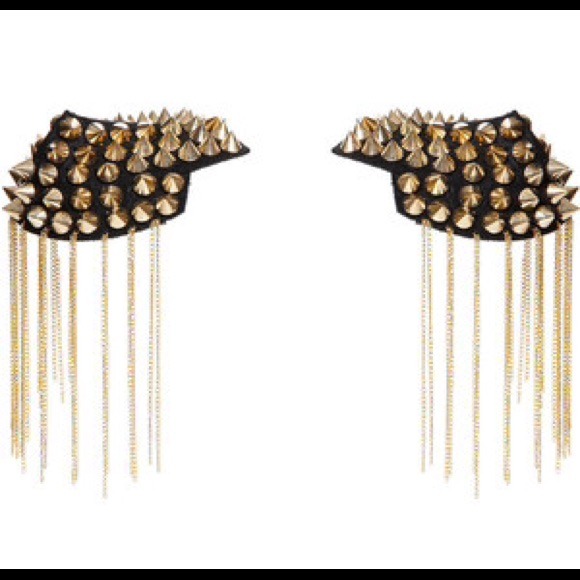 shoulder pad accessories