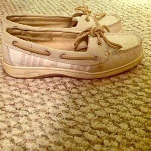 boat shoes