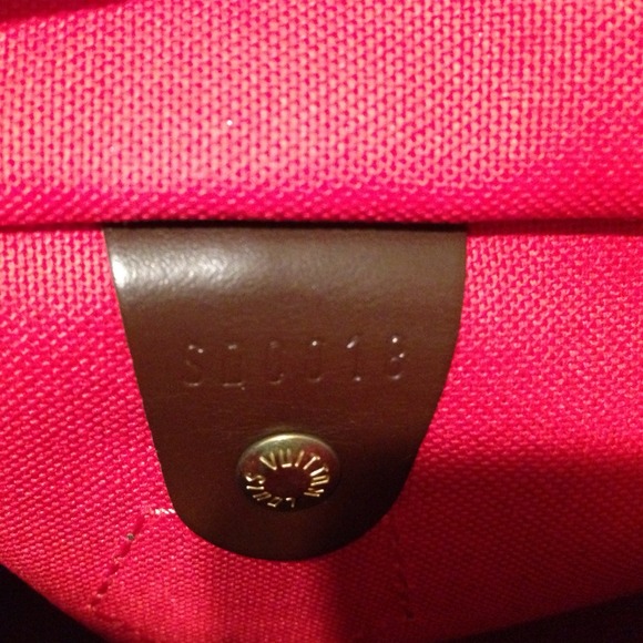 Aunthentic Louis Vuitton Damier Ebene Speedy 25 - Picture 4 of 4