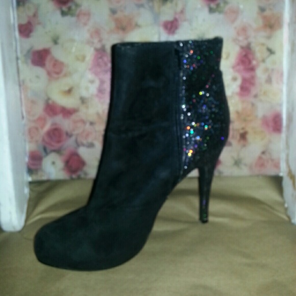 Forever 21 booties