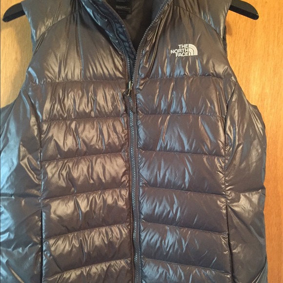 *Sale*Northface grey puffy vest!