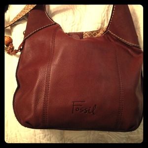 FOSSIL cross body purse!