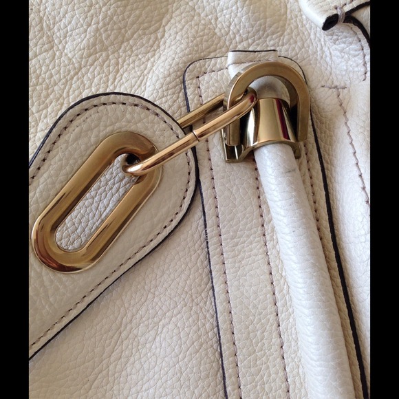 SOLD----Chloe large paraty handbag - Picture 4 of 4