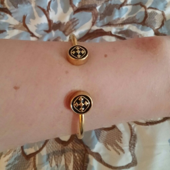 Gold Toned & Black Enamel Bracelet - Picture 2 of 3