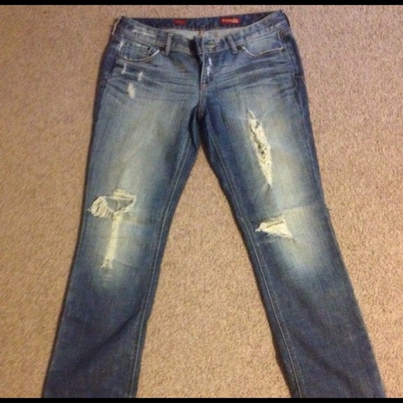 Express Distressed Denim! - Picture 2 of 4