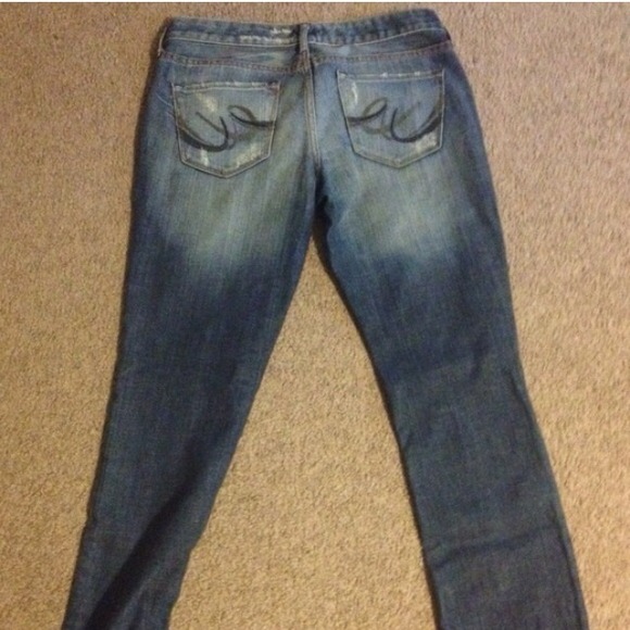 Express Distressed Denim! - Picture 4 of 4