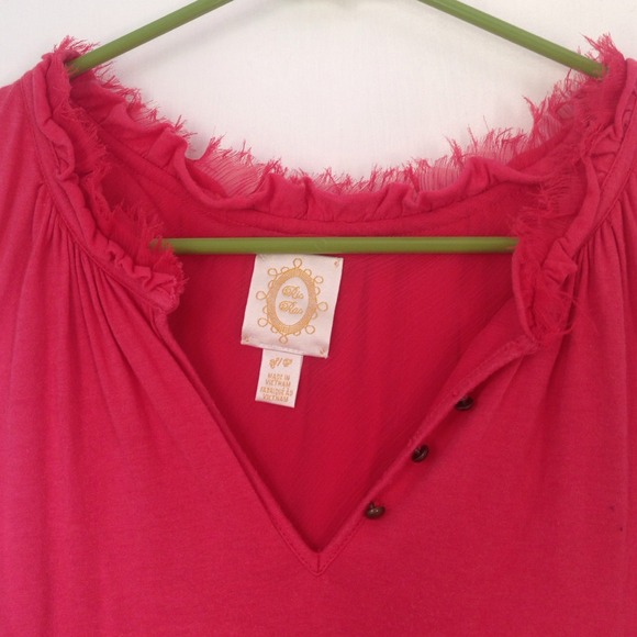 Ric Rac Open Flutter Back Chiffon Layered Blouse - Picture 2 of 4