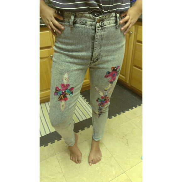 Vintage stone washed bedazzled high waist skinny