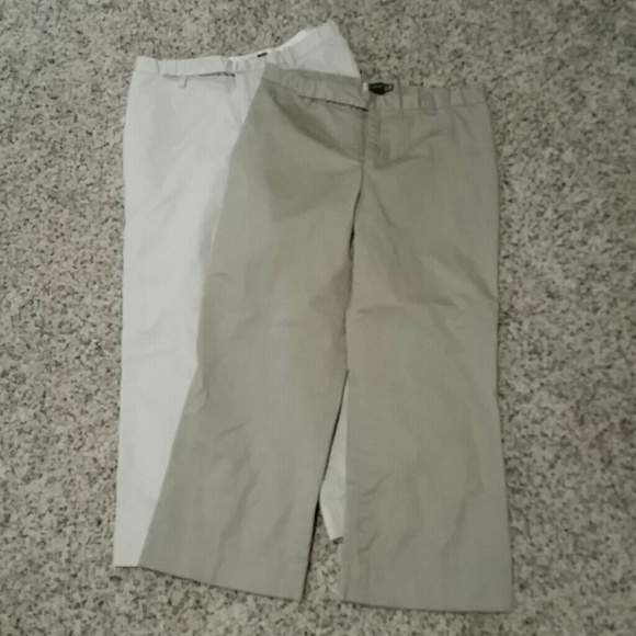 2 pairs GAP cropped stretch pants