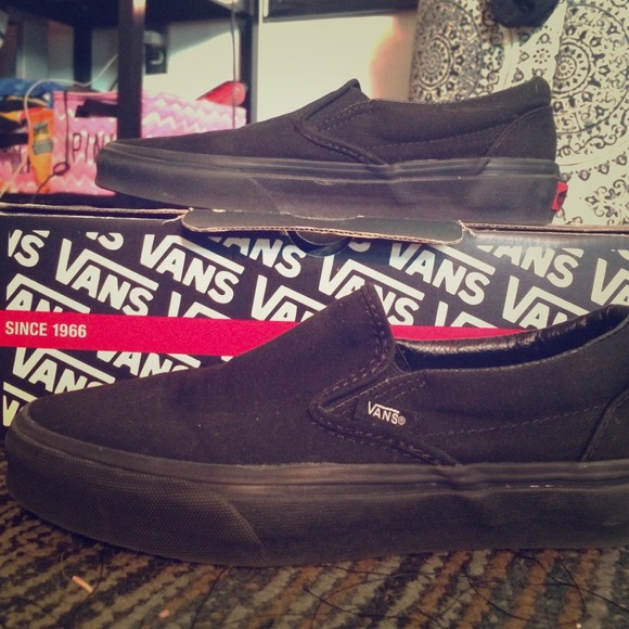 Black slip on vans
