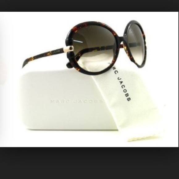 BEAUTIFUL NEW MJ SUNGLASSES? NEVER WORN!
