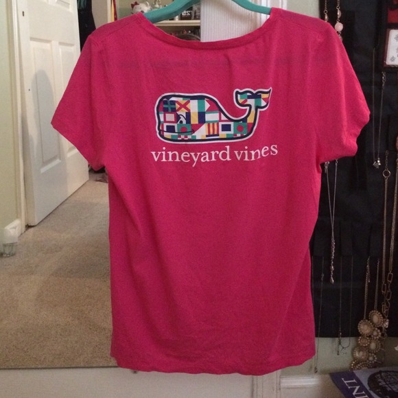 Vineyard vines flag pattern shirt