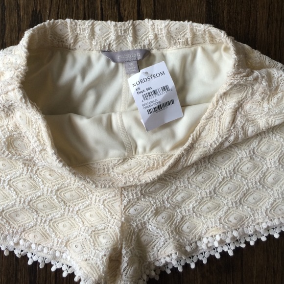 Rubbish Crochet Cream Boho Shorts Nordstrom - Picture 2 of 4