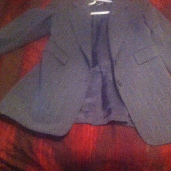 🎅🎅🎅dropping price -Express suit