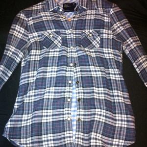 American Eagle Button up