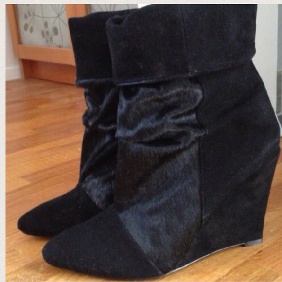 Plomo Dominique wedge pointedtoe calf hair bootie - Picture 4 of 4