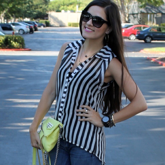 BUNDLED -Striped Tank Top - Picture 4 of 4