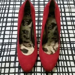 Sam Edelman Classic Red pumps