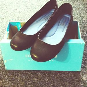 EDEN BLACK NGO NOIR FLAT SHOES (Size 5.5)🎀Excelle