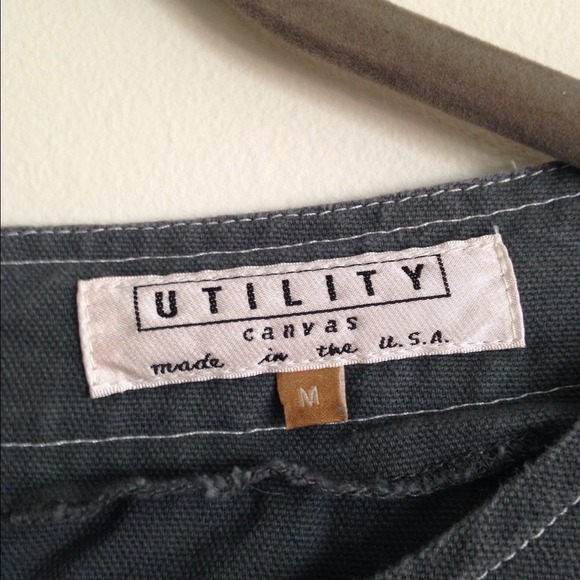 💙SOLD IN A BUNDLE💙 Gray Canvas City Dress - Picture 3 of 4