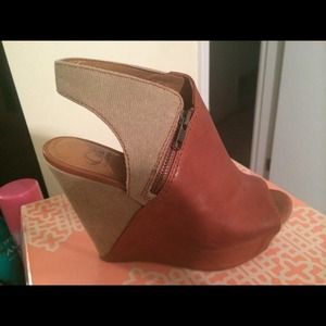 Gianna Bini Wedge Sandal