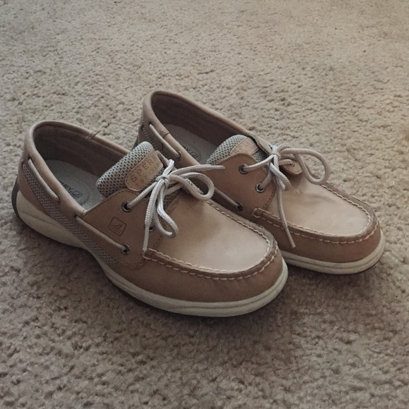 Sperrys size 7