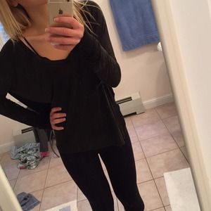 Brandy Melville long sleeved top