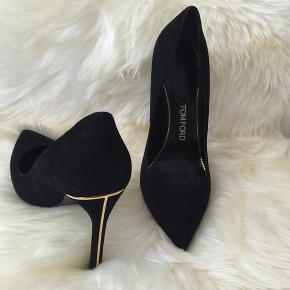 💥🎉👏2 HOUR SALE👏🎉💥Tom Ford classic pumps - Picture 2 of 4