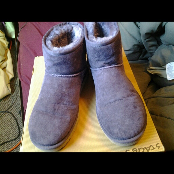 *HOLD FOR KYRA211* TIL END OF DAY*Authentic uggs