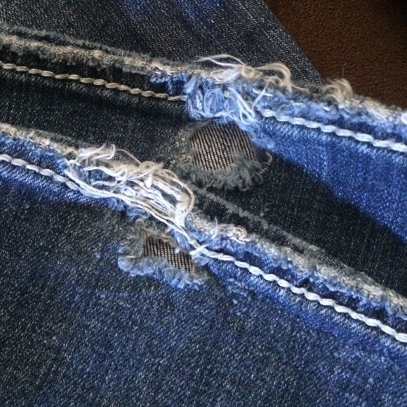Silver Jeans - Picture 3 of 4