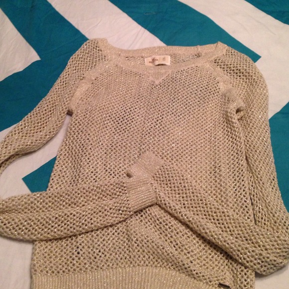Gold knit sweater SOLD👆 - Picture 1 of 3