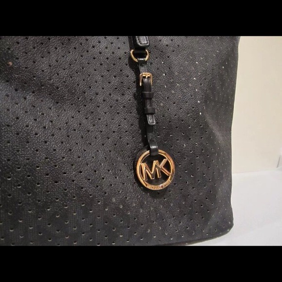 Michael kors tote - Picture 3 of 4
