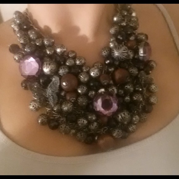 Statement necklace