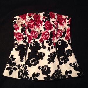 White House Black Market Bustier