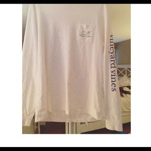 Long-sleeve vintage whale graphic pocket t-shirt