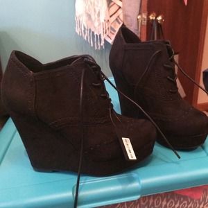 Black wedge heel boots!