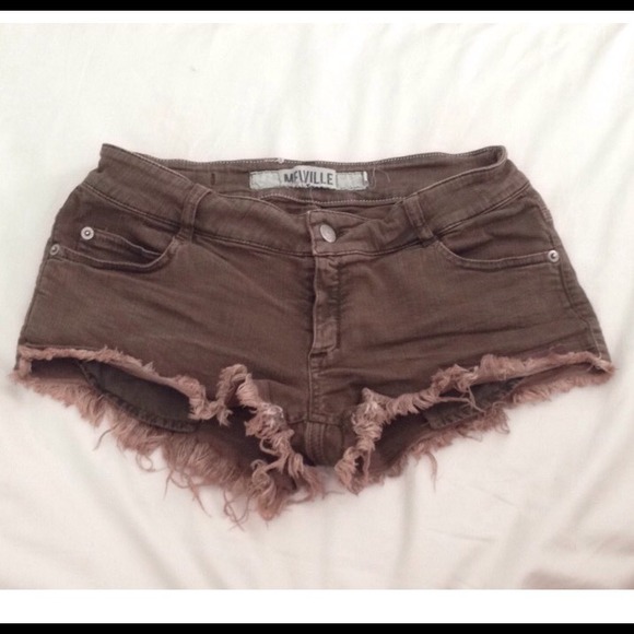 Adorable brown brandy Melville shorts