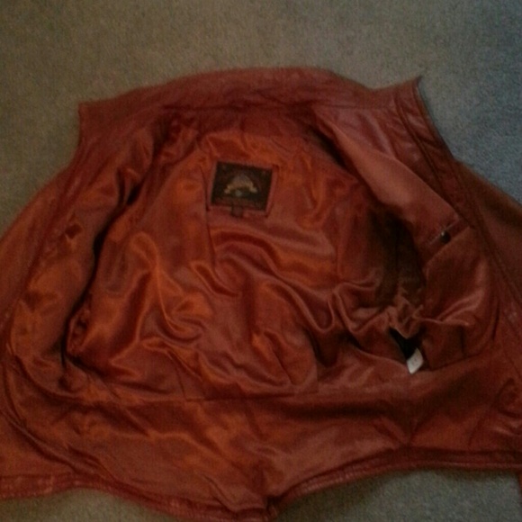 Vintage Leather Jacket - Picture 4 of 4
