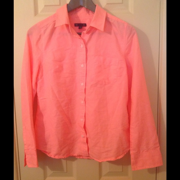 Gap neon shirt