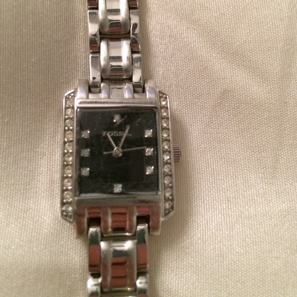Silver Fossil watch - Picture 2 of 2