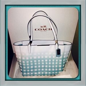 💥SALE💥NOT Factory🌟Coach Purse!