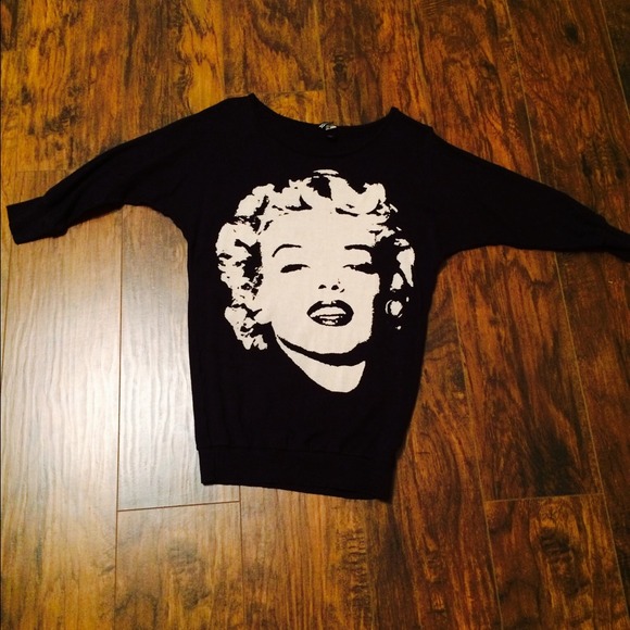 H&M Sweaters - H&M Marylin Monroe Long Sweater