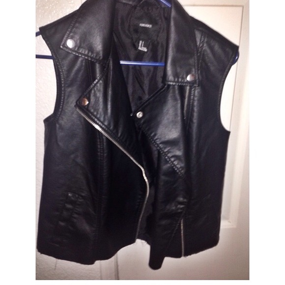 Black pleather vest