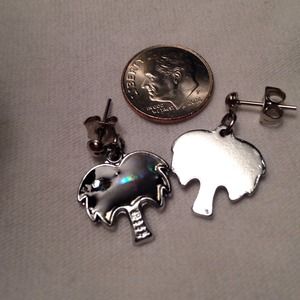 FASHION SILVER PALM TREE EARRINGS