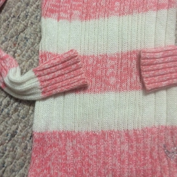 Sweater - Picture 3 of 3