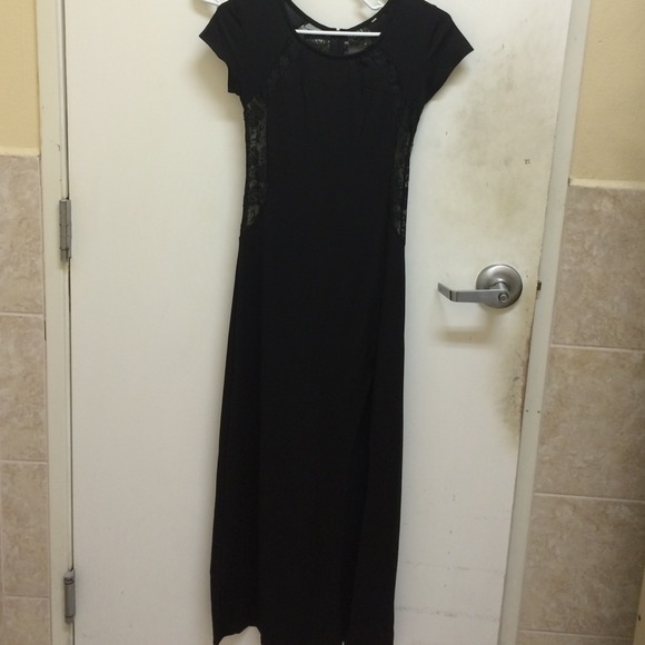 Beautiful Lace Back Long Dress SOLD - Picture 3 of 3