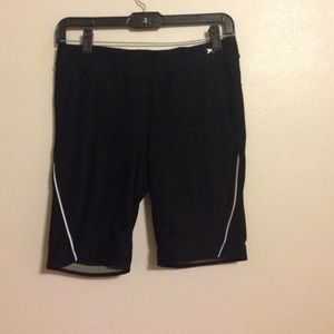 NWOT! Xersion shorts
