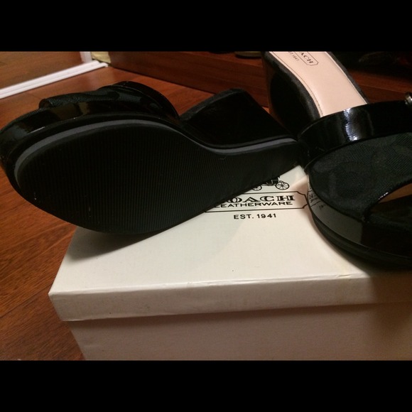 Coach (Geri) wedges Authentic - Picture 2 of 3
